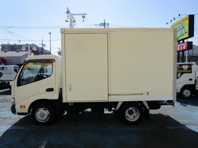 トヨタ ダイナ TPG-XZC605(2WD)の写真11