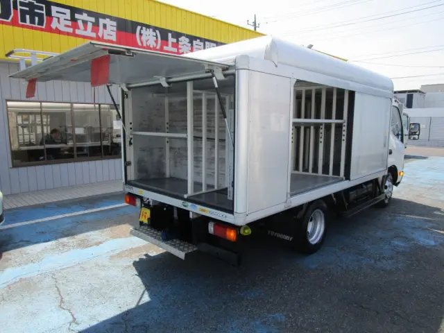 トヨタ トヨエース TKG-XZC645(2WD)の写真2