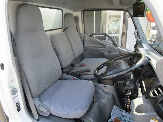 トヨタ トヨエース TKG-XZC645(2WD)の写真6