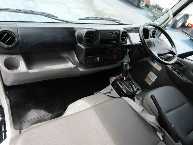 日野 デュトロ TKG-XZU650M(2WD)の写真37