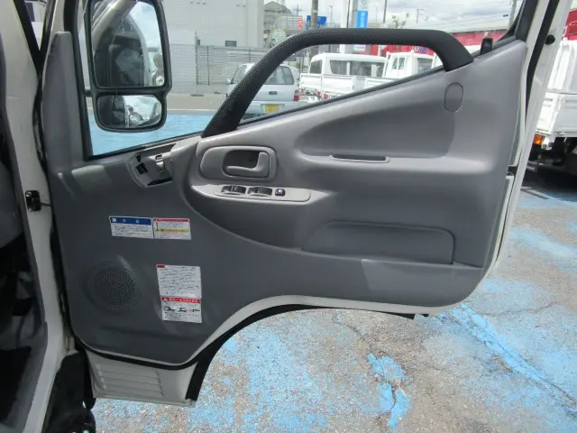 日野 デュトロ TKG-XZU650M(2WD)の写真41