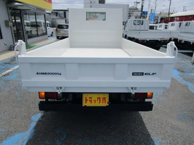いすゞ エルフ TKG-NJR85AN(2WD)の写真5