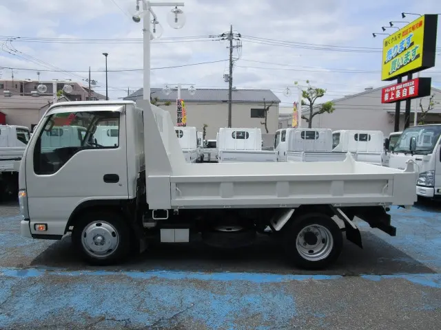いすゞ エルフ TKG-NJR85AN(2WD)の写真10