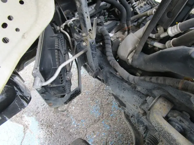 いすゞ エルフ TKG-NJR85AN(2WD)の写真15
