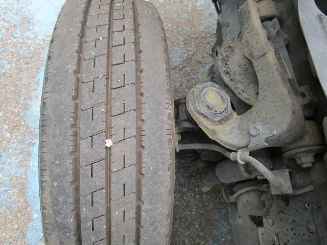 いすゞ エルフ TKG-NJR85AN(2WD)の写真18