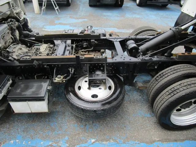 いすゞ エルフ TKG-NJR85AN(2WD)の写真19
