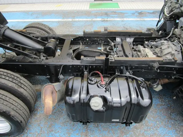 いすゞ エルフ TKG-NJR85AN(2WD)の写真20