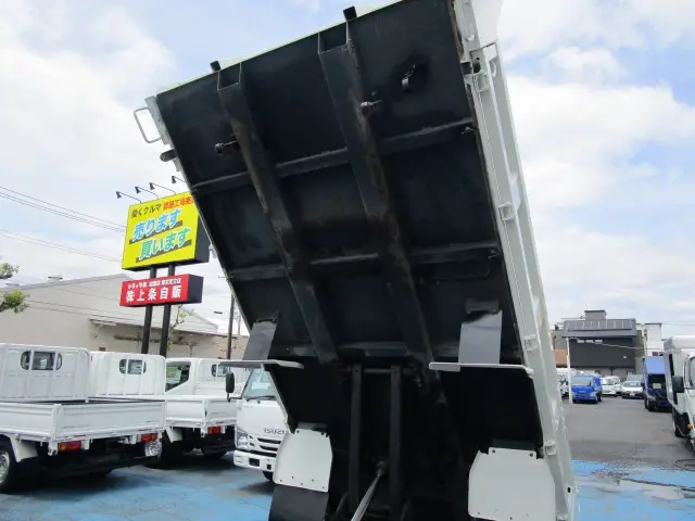 いすゞ エルフ TKG-NJR85AN(2WD)の写真21