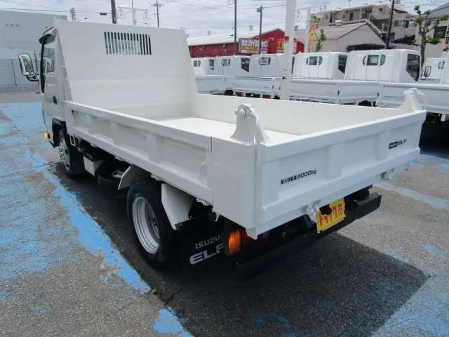 いすゞ エルフ TKG-NJR85AN(2WD)の写真22