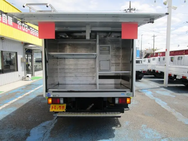 いすゞ エルフ TKG-NLR85AN(2WD)の写真5