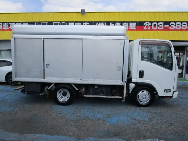 いすゞ エルフ TKG-NLR85AN(2WD)の写真8