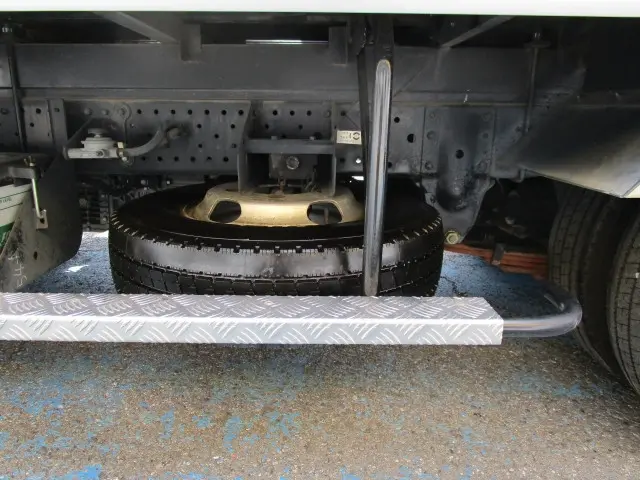 いすゞ エルフ TKG-NLR85AN(2WD)の写真16