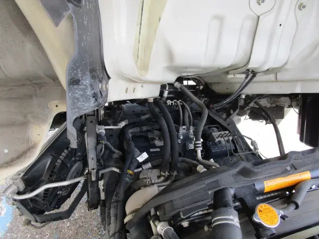 いすゞ エルフ TKG-NLR85AN(2WD)の写真20