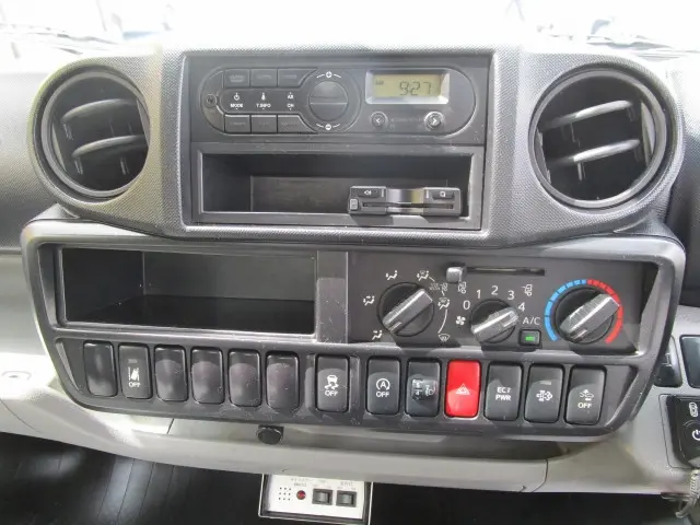 日野 デュトロ TPG-XZU655M(2WD)の写真40