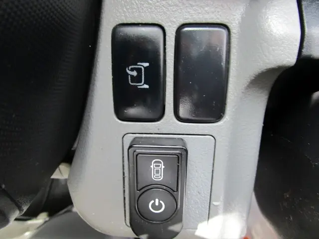 日野 デュトロ TPG-XZU655M(2WD)の写真43