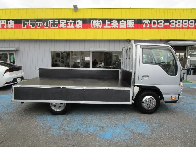 いすゞ エルフ TKG-NJR85A(2WD)の写真9