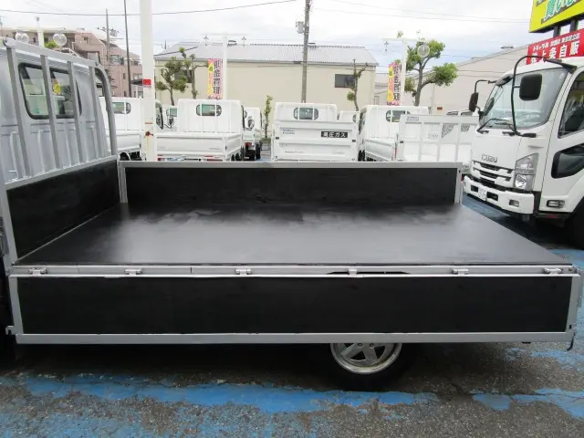 いすゞ エルフ TKG-NJR85A(2WD)の写真14