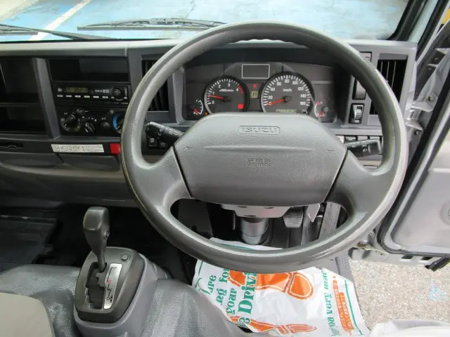 いすゞ エルフ TKG-NJR85A(2WD)の写真25