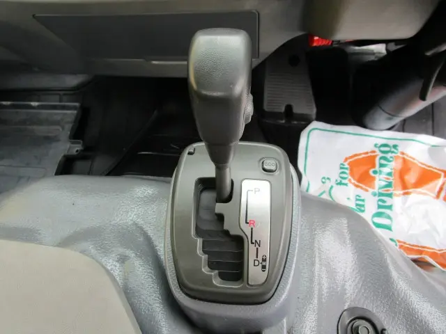 いすゞ エルフ TKG-NJR85A(2WD)の写真27
