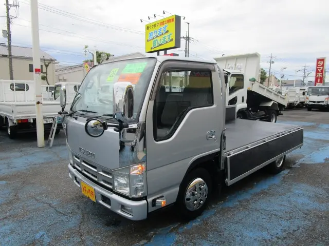 いすゞ エルフ TKG-NJR85A(2WD)の写真37