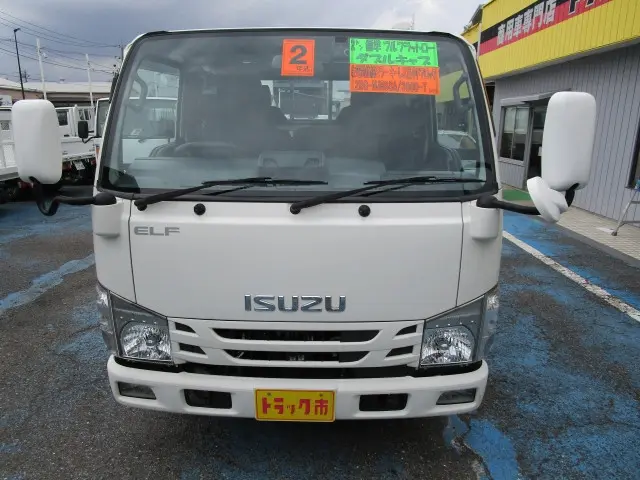いすゞ エルフ 2RG-NJR88A(2WD)の写真7