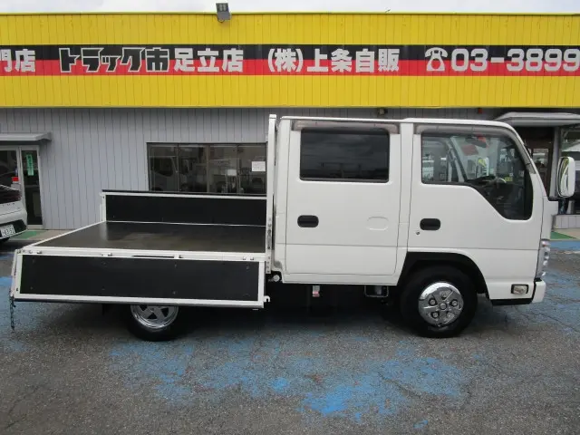 いすゞ エルフ 2RG-NJR88A(2WD)の写真9