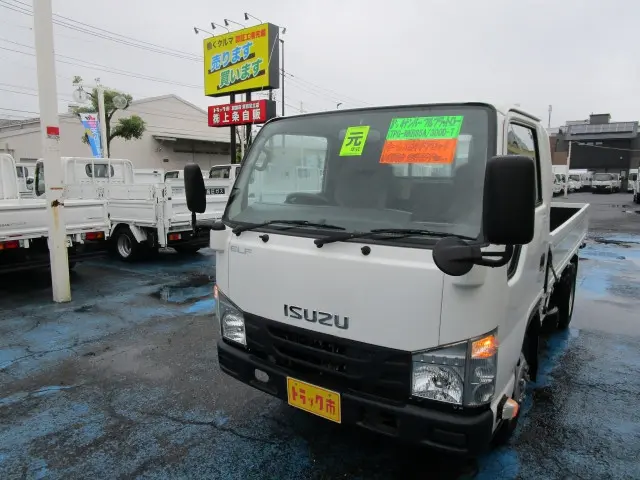 いすゞ エルフ TPG-NKR85A(2WD)の写真1