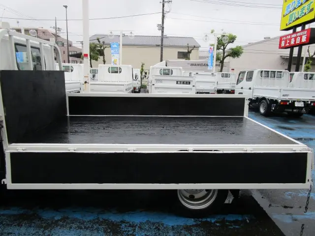 いすゞ エルフ TPG-NKR85A(2WD)の写真12
