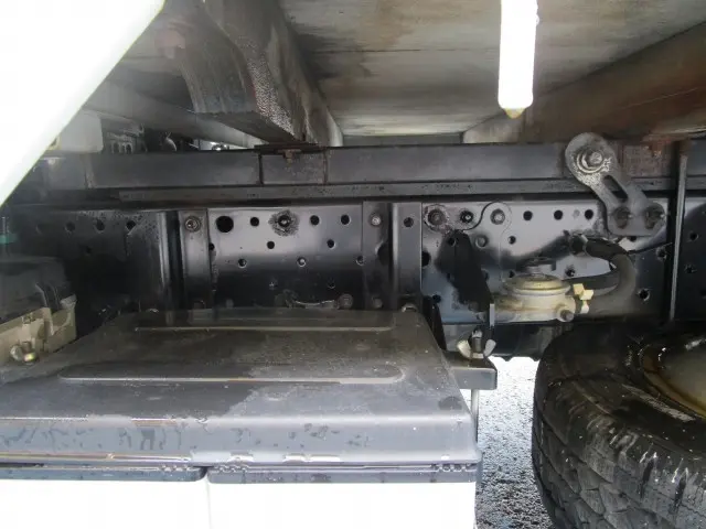 いすゞ エルフ TPG-NKR85A(2WD)の写真21