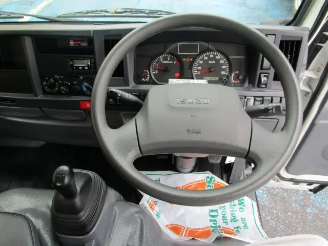 いすゞ エルフ TPG-NKR85A(2WD)の写真25
