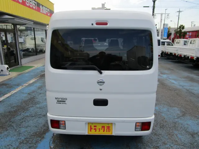 日産 クリッパーバン 5BD-DR17V(2WD)の写真5