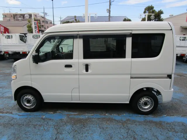 日産 クリッパーバン 5BD-DR17V(2WD)の写真11