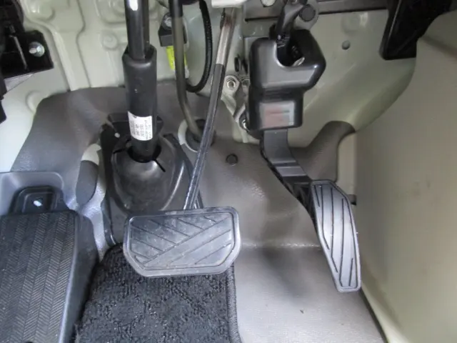 日産 クリッパーバン 5BD-DR17V(2WD)の写真21