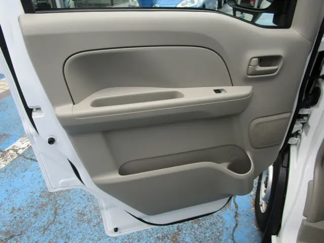 日産 クリッパーバン 5BD-DR17V(2WD)の写真28