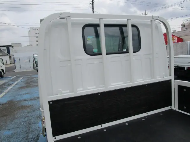 いすゞ エルフ TRG-NJR85A(2WD)の写真12