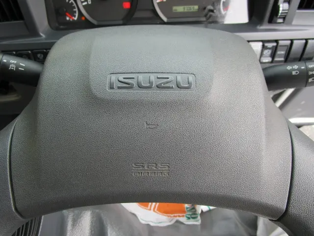 いすゞ エルフ TRG-NJR85A(2WD)の写真43