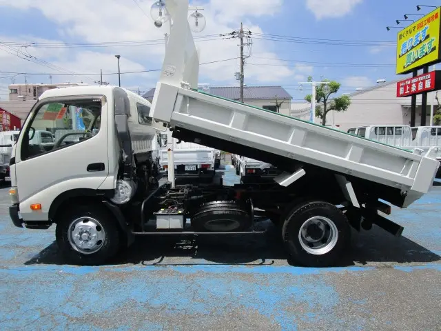 日野 デュトロ BDG-XZU404X(2WD)の写真10