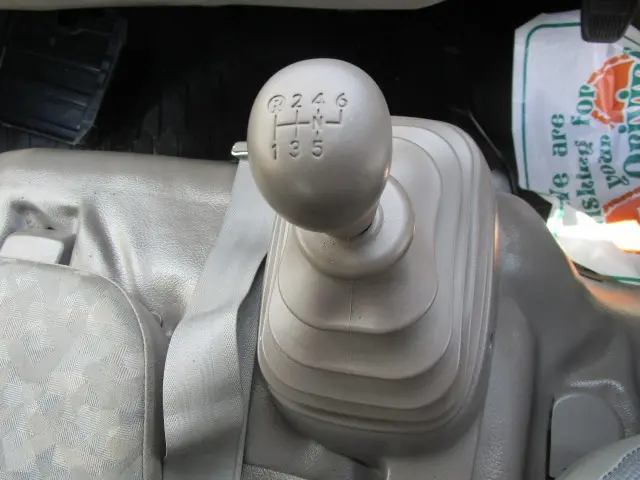 日野 デュトロ BDG-XZU404X(2WD)の写真27