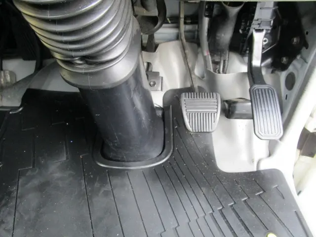 日野 デュトロ TKG-XZU650M(2WD)の写真34