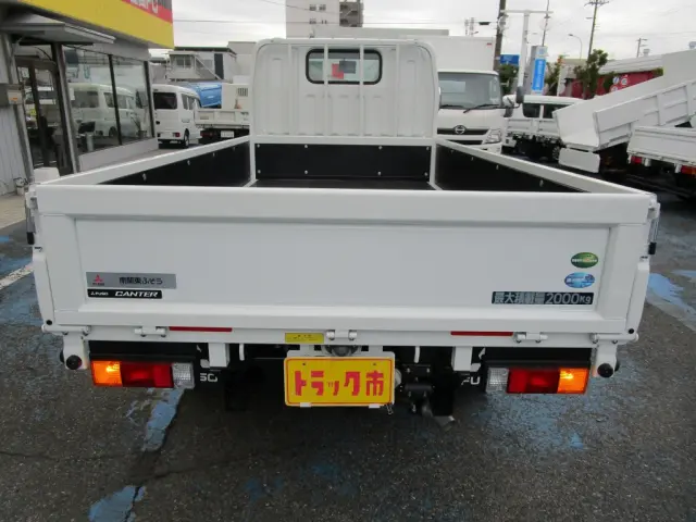 三菱 キャンター 2RG-FBA20(2WD)の写真5