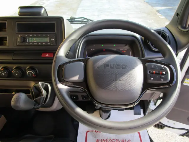 三菱 キャンター 2RG-FBA20(2WD)の写真13