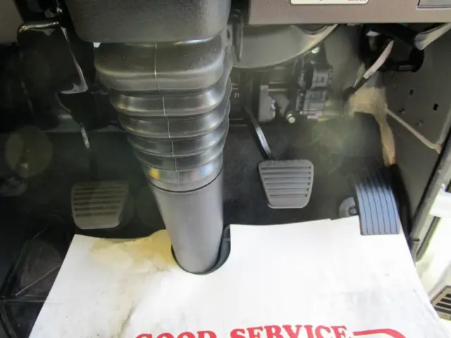 三菱 キャンター 2RG-FBA20(2WD)の写真16