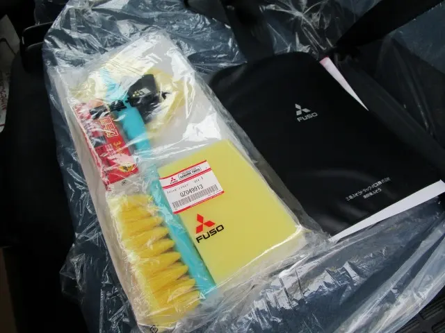 三菱 キャンター 2RG-FBA20(2WD)の写真30