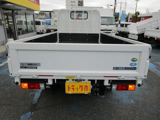 三菱 キャンター 2RG-FBA20(2WD)の写真5