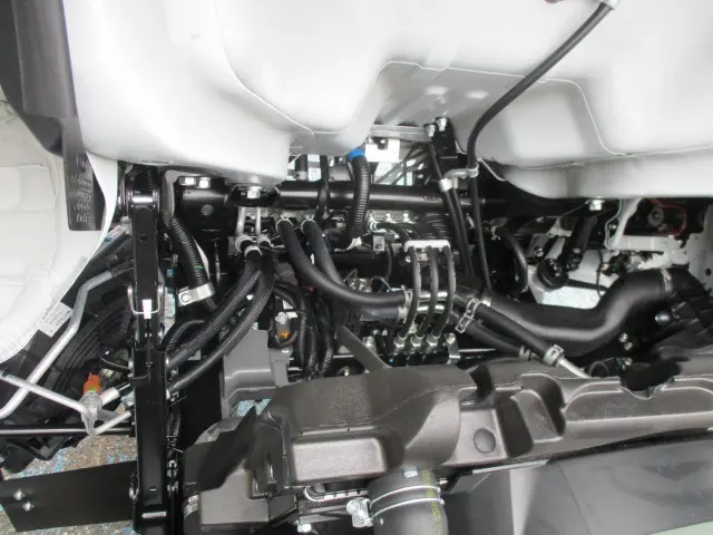 三菱 キャンター 2RG-FBA20(2WD)の写真19