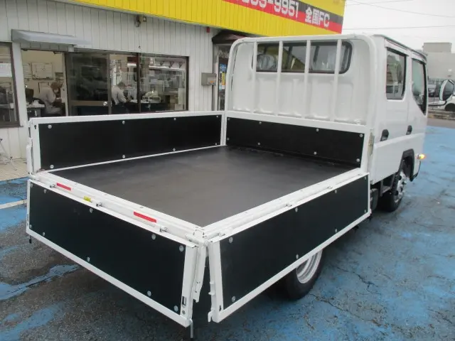 三菱 キャンター 2RG-FBA20(2WD)の写真2