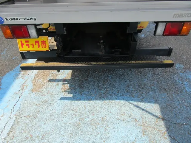 マツダ タイタン TRG-NMR85AN(2WD)の写真17