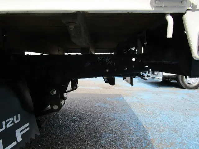 いすゞ エルフ TPG-NJR85A(2WD)の写真23