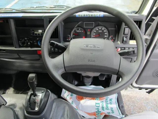 いすゞ エルフ TPG-NJR85A(2WD)の写真25