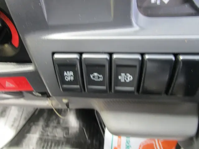 いすゞ エルフ TPG-NJR85A(2WD)の写真35